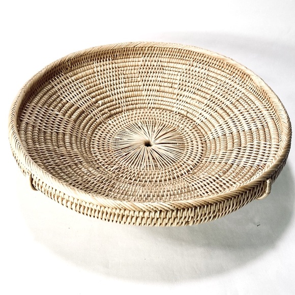 Accents | 1 Round La Hong Rattan Seagrass Shallow Woven Basket | Poshmark